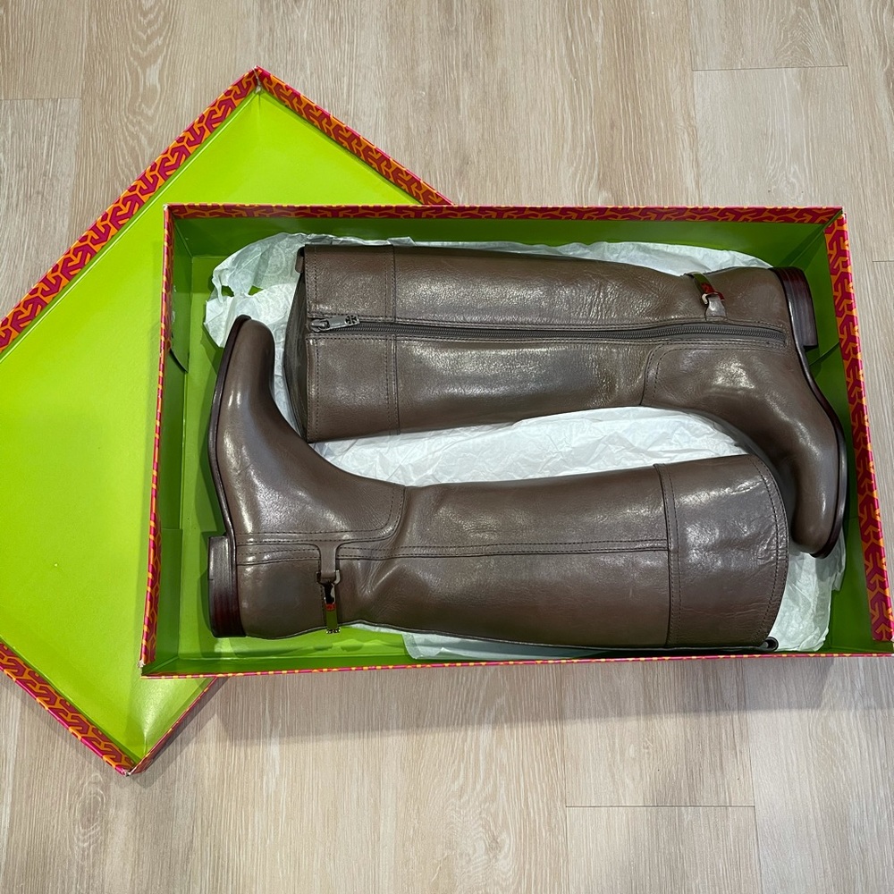 Tory Burch Jess 20mm Riding Boots